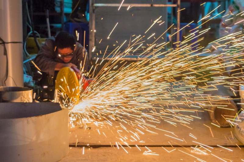 coiffure-ST JEAN CAP FERRAT-min_work-man-workshop-steel-equipment-metal-496138-pxhere.com